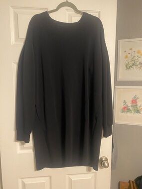 SPANX Black Long Sleeve Midi Sweatshirt Dress